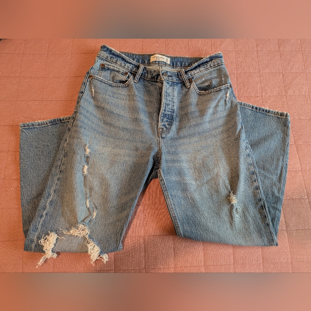 Abercrombie & Fitch Light High Rise Dad Jeans